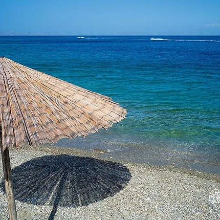 Manos Villa Agia Pelagia (Crete)